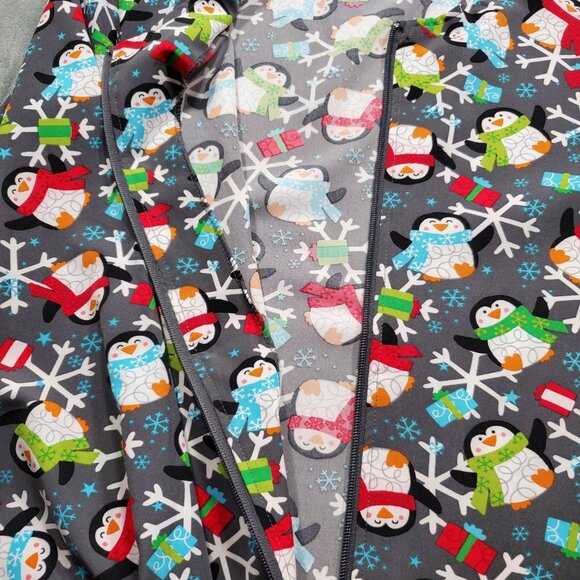 Elite Med Performance Scrub Jacket Penguins Presents and Snowflakes Wmn Sz 2XL - Picture 8 of 11